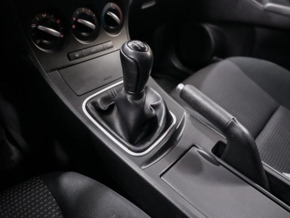 Mazda 3 II (BL) Рестайлинг с пробегом 2012 года, цена 699 000 рублей, 220000 км, хэтчбек, Автокод Объявления