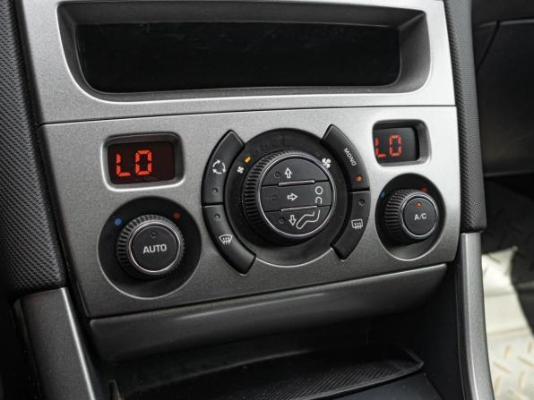 Peugeot 308 I с пробегом 2010 года, цена 670 000 рублей, 100629 км, хэтчбек, Автокод Объявления