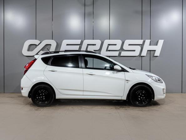 Hyundai Solaris I с пробегом 2014 года, цена 1 009 000 рублей, 102267 км, хэтчбек, Автокод Объявления