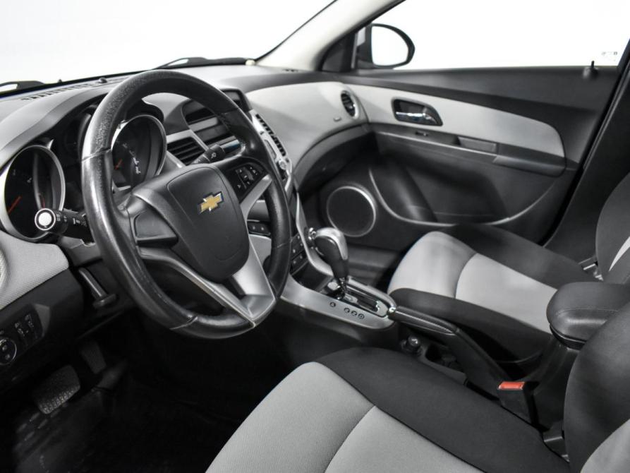 Chevrolet Cruze I Санкт-Петербург  - изображение 9