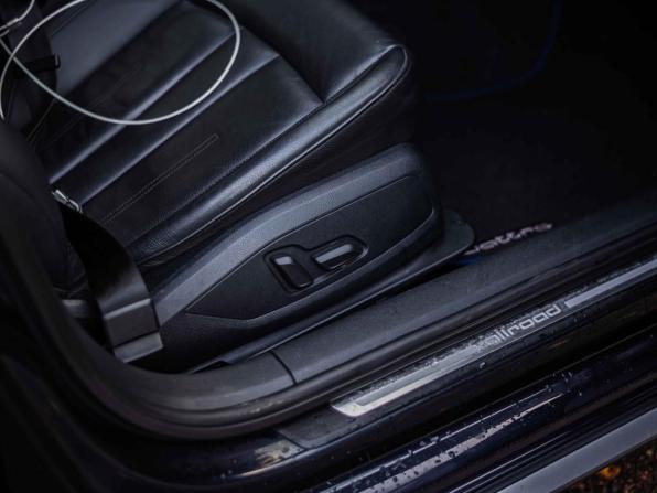 Audi A4 V (B9) с пробегом 2018 года, цена 3 100 000 рублей, 150052 км, универсал, Автокод Объявления