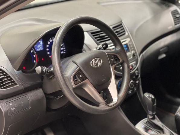 Hyundai Solaris I Рестайлинг с пробегом 2016 года, цена 1 200 000 рублей, 103300 км, седан, Автокод Объявления