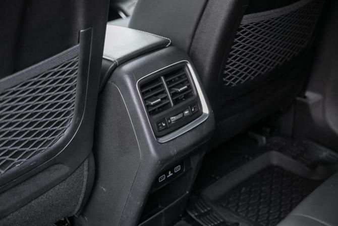 Geely Atlas Pro с пробегом 2023 года, цена 1 998 000 рублей, 40800 км, внедорожник, Автокод Объявления