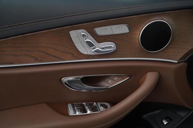 Mercedes-Benz E-Класс V (W213 S213 C238) Рестайлинг с пробегом 2022 года, цена 5 299 977 рублей, 35916 км, седан, Автокод Объявления
