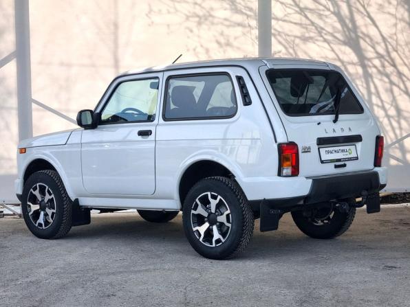 Lada (ВАЗ) Niva Legend с пробегом 2024 года, цена 855 000 рублей, 16000 км, внедорожник, Автокод Объявления