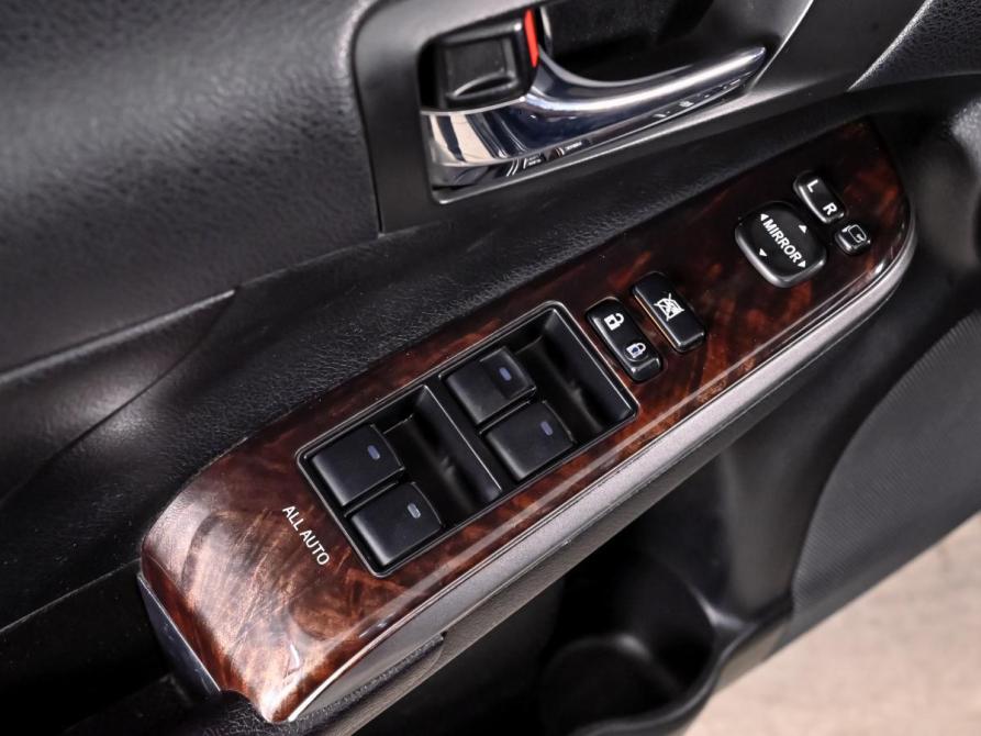 Toyota Camry VII (XV50) Рестайлинг Екатеринбург  - изображение 16