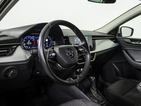 Skoda Rapid II с пробегом 2021 года, цена 1 939 000 рублей, 64600 км, лифтбек, Автокод Объявления