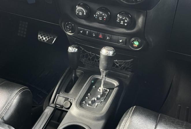 Jeep Wrangler III (JK) с пробегом 2011 года, цена 2 994 000 рублей, 230000 км, внедорожник, Автокод Объявления