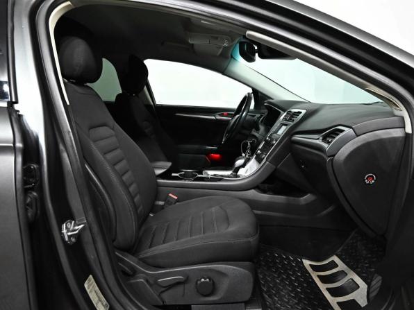 Ford Mondeo V с пробегом 2015 года, цена 1 675 000 рублей, 119750 км, седан, Автокод Объявления