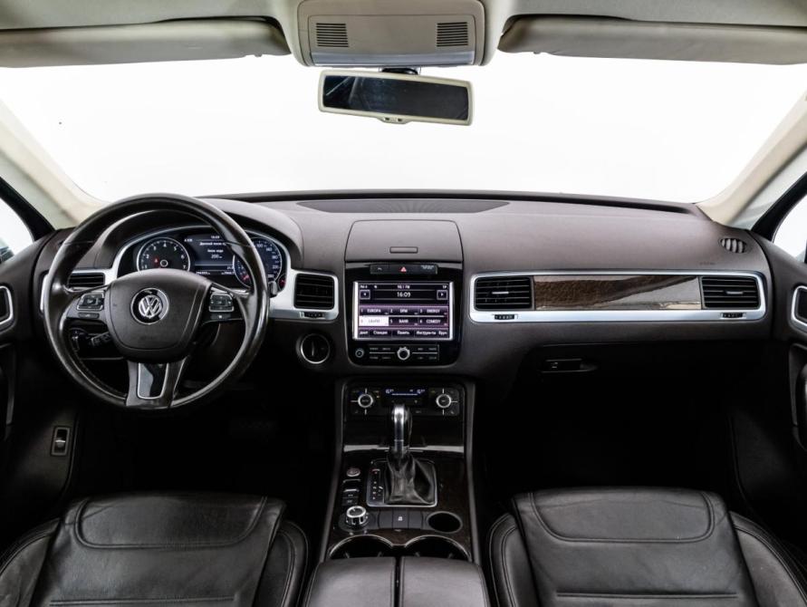 Volkswagen Touareg II Санкт-Петербург  - изображение 11