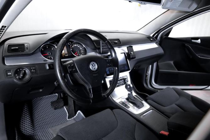 Volkswagen Passat B6 с пробегом 2009 года, цена 699 000 рублей, 370702 км, универсал, Автокод Объявления
