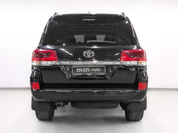 Toyota Land Cruiser 200 Series Рестайлинг 2 с пробегом 2016 года, цена 5 800 000 рублей, 153155 км, внедорожник, Автокод Объявления