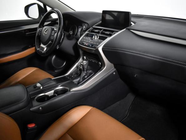 Lexus NX I Рестайлинг с пробегом 2018 года, цена 3 397 850 рублей, 99587 км, внедорожник, Автокод Объявления
