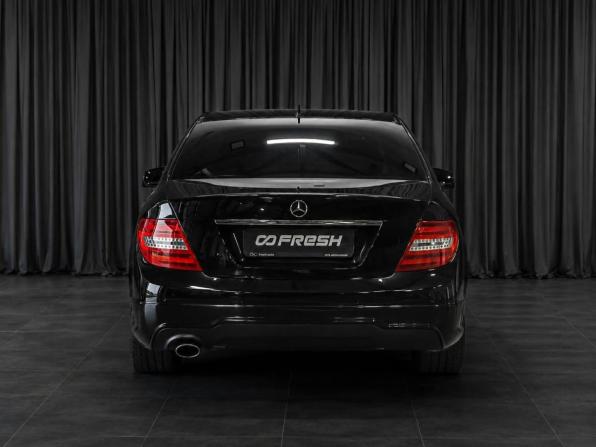 Mercedes-Benz C-Класс III (W204) Рестайлинг с пробегом 2011 года, цена 1 519 000 рублей, 202397 км, седан, Автокод Объявления