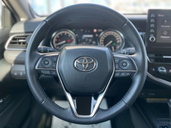 Toyota Camry VIII (XV70) Рестайлинг с пробегом 2021 года, цена 3 187 000 рублей, 118071 км, седан, Автокод Объявления