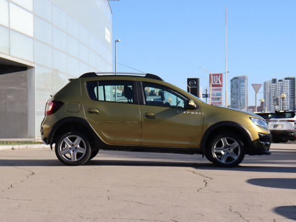 Renault Sandero II с пробегом 2016 года, цена 835 000 рублей, 160554 км, хэтчбек, Автокод Объявления