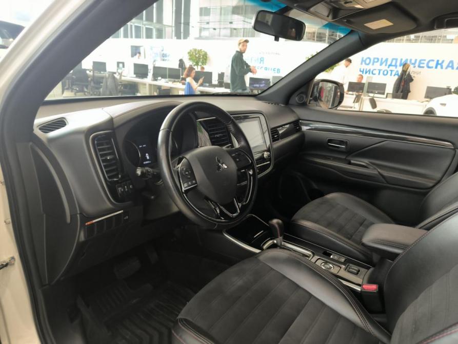 Mitsubishi Outlander III Рестайлинг 3 Казань  - изображение 20