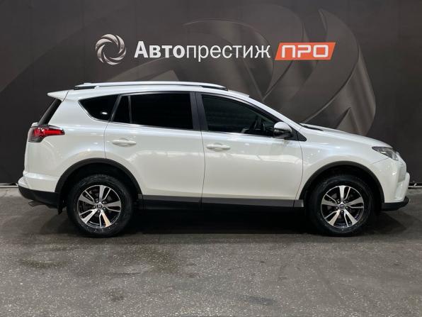 Toyota RAV4 IV (XA40) Рестайлинг с пробегом 2017 года, цена 2 240 000 рублей, 139600 км, внедорожник, Автокод Объявления