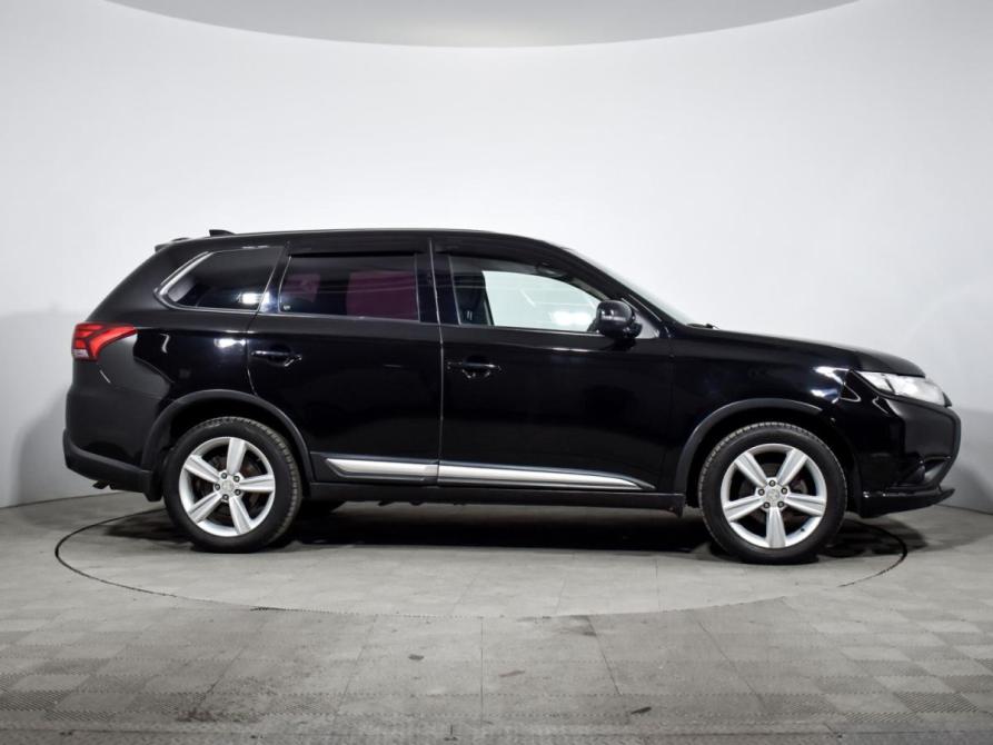 Mitsubishi Outlander III Рестайлинг 2 Санкт-Петербург  - изображение 4