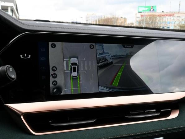 Geely Monjaro I с пробегом 2023 года, цена 3 290 000 рублей, 64723 км, внедорожник, Автокод Объявления