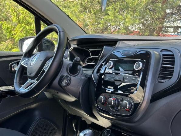Renault Kaptur I Рестайлинг с пробегом 2021 года, цена 1 620 000 рублей, 77243 км, внедорожник, Автокод Объявления
