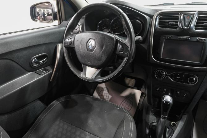 Renault Sandero II с пробегом 2015 года, цена 899 000 рублей, 150000 км, хэтчбек, Автокод Объявления