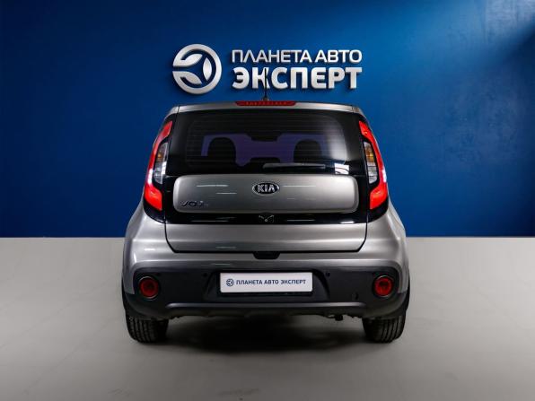 Kia Soul II Рестайлинг с пробегом 2018 года, цена 1 585 000 рублей, 86937 км, хэтчбек, Автокод Объявления