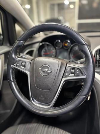 Opel Astra J с пробегом 2011 года, цена 779 000 рублей, 158300 км, хэтчбек, Автокод Объявления