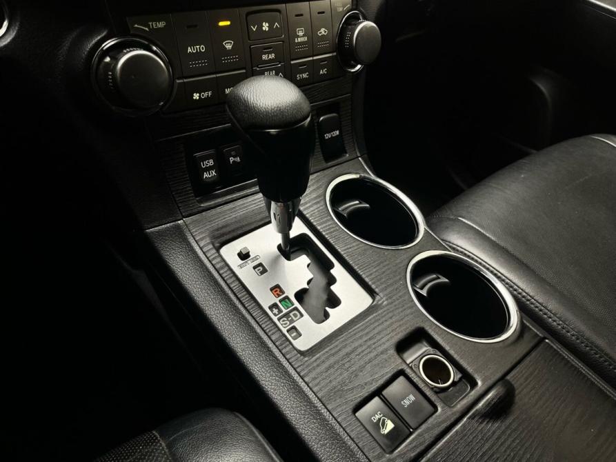 Toyota Highlander II (XU40) Рестайлинг Мурманск  - изображение 21