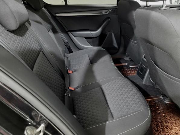 Skoda Octavia III (A7) Рестайлинг с пробегом 2017 года, цена 1 460 000 рублей, 155148 км, лифтбек, Автокод Объявления
