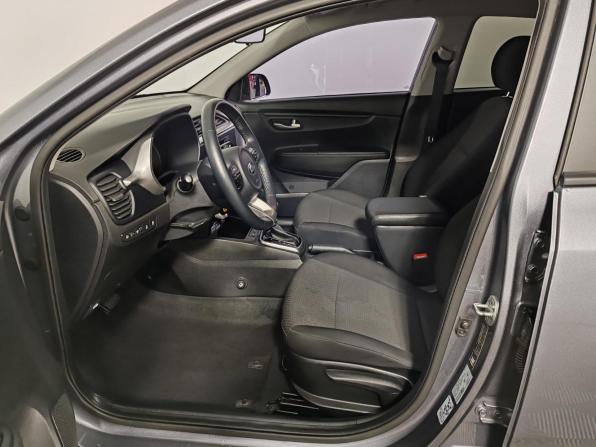 Kia Rio IV Рестайлинг с пробегом 2021 года, цена 1 575 000 рублей, 71596 км, седан, Автокод Объявления