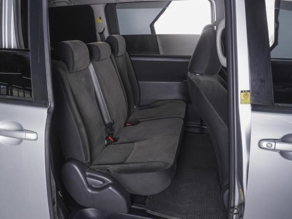 Toyota Noah II (R70) с пробегом 2010 года, цена 1 050 000 рублей, 187166 км, минивэн, Автокод Объявления