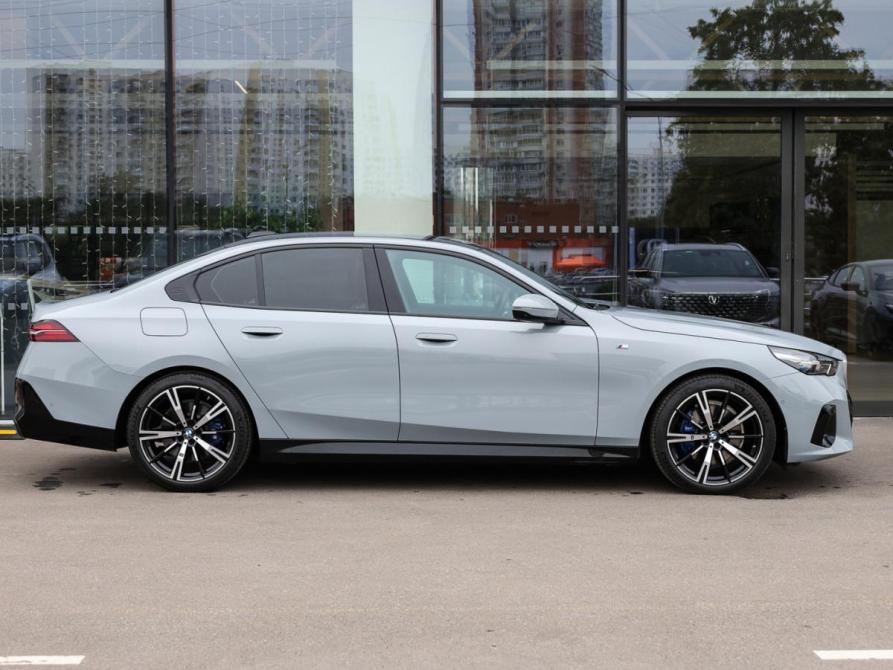 BMW 5 серии VIII (G60/G61/G68) Москва  - изображение 4