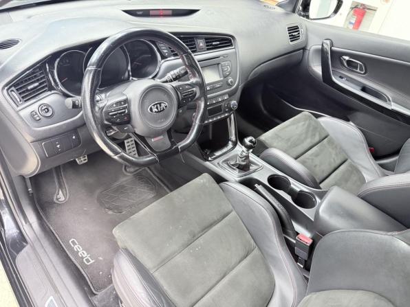 Kia Ceed GT I Рестайлинг с пробегом 2016 года, цена 1 490 000 рублей, 96931 км, хэтчбек, Автокод Объявления