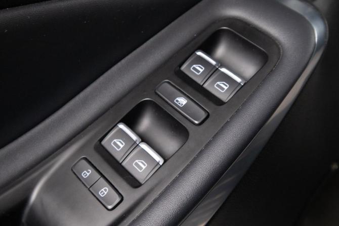 Omoda S5 с пробегом 2023 года, цена 1 279 000 рублей, 36638 км, седан, Автокод Объявления