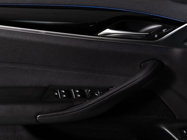 BMW 5 серии VII (G30/G31/G38) с пробегом 2019 года, цена 2 730 000 рублей, 130000 км, седан, Автокод Объявления