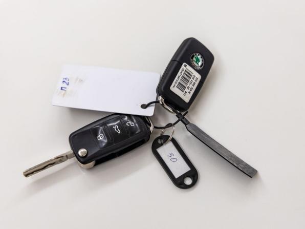 Skoda Octavia II (A5) Рестайлинг с пробегом 2012 года, цена 1 048 000 рублей, 179294 км, лифтбек, Автокод Объявления