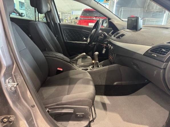 Renault Megane III с пробегом 2011 года, цена 539 000 рублей, 245000 км, хэтчбек, Автокод Объявления