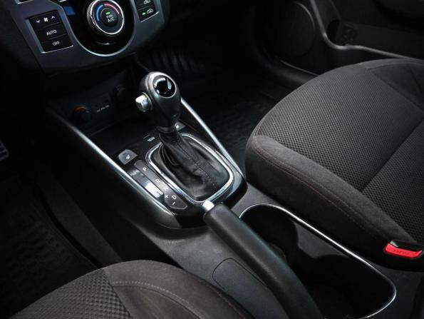Kia Cerato II с пробегом 2011 года, цена 899 000 рублей, 287222 км, купе, Автокод Объявления