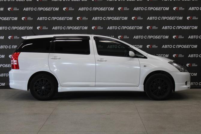 Toyota Wish I с пробегом 2005 года, цена 799 000 рублей, 251959 км, минивэн, Автокод Объявления