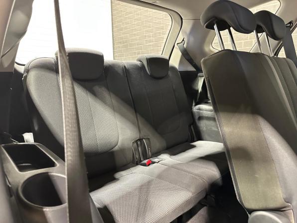 Kia Carens II (UN) с пробегом 2009 года, цена 680 000 рублей, 209666 км, минивэн, Автокод Объявления