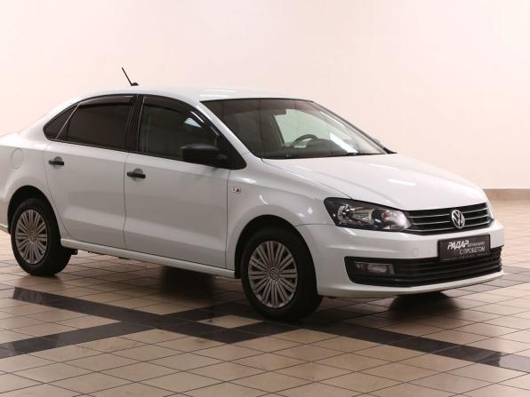 Volkswagen Polo V Рестайлинг с пробегом 2017 года, цена 1 054 000 рублей, 157000 км, седан, Автокод Объявления