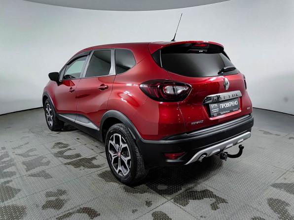 Renault Kaptur I с пробегом 2018 года, цена 1 575 000 рублей, 90000 км, внедорожник, Автокод Объявления