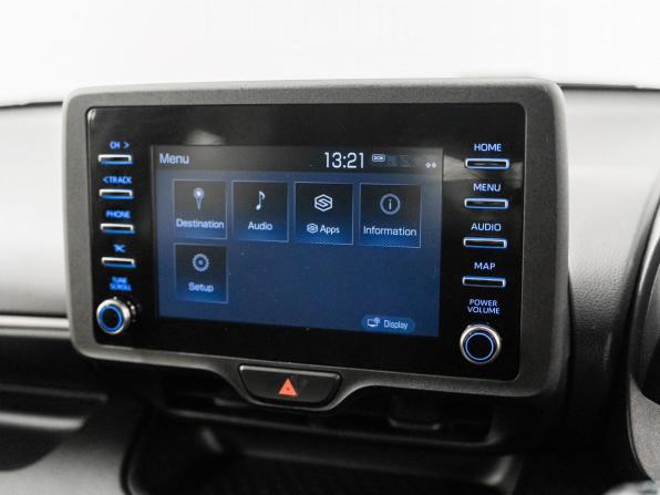 Toyota Yaris IV с пробегом 2020 года, цена 1 120 000 рублей, 108000 км, хэтчбек, Автокод Объявления