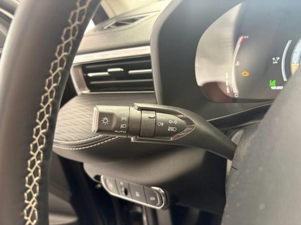 Haval Jolion I с пробегом 2022 года, цена 1 825 000 рублей, 18274 км, внедорожник, Автокод Объявления