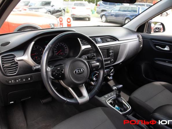 Kia Rio IV Рестайлинг с пробегом 2021 года, цена 1 713 000 рублей, 54249 км, хэтчбек, Автокод Объявления