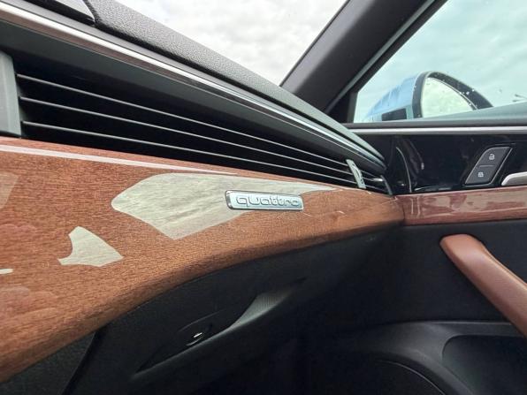 Audi A4 V (B9) Рестайлинг с пробегом 2021 года, цена 3 200 000 рублей, 48826 км, седан, Автокод Объявления