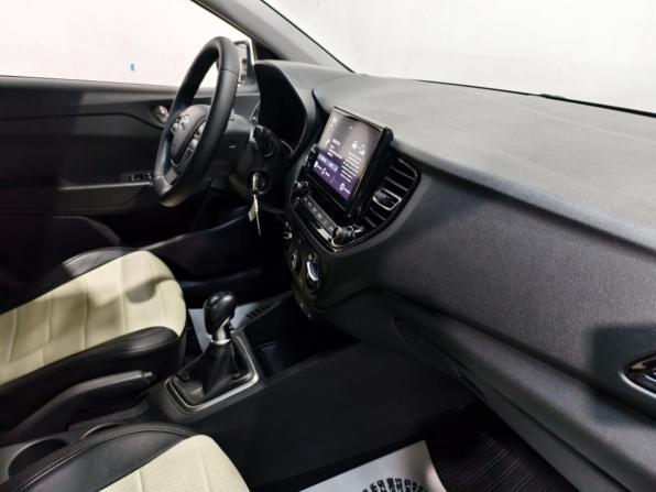 Hyundai Solaris II Рестайлинг с пробегом 2020 года, цена 1 383 700 рублей, 93189 км, седан, Автокод Объявления
