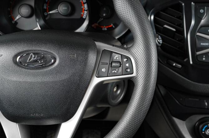 Lada (ВАЗ) Vesta I с пробегом 2019 года, цена 799 000 рублей, 151500 км, седан, Автокод Объявления