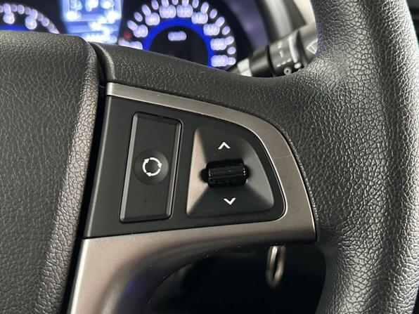 Hyundai Solaris I Рестайлинг с пробегом 2015 года, цена 1 296 000 рублей, 55661 км, седан, Автокод Объявления